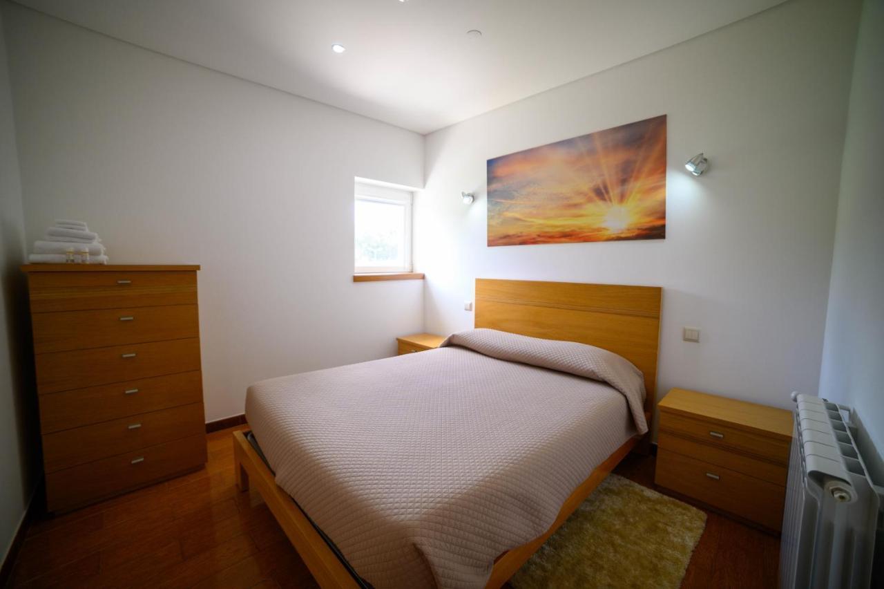 Funileiro, Apartamentos E Quartos อามาเรส ภายนอก รูปภาพ