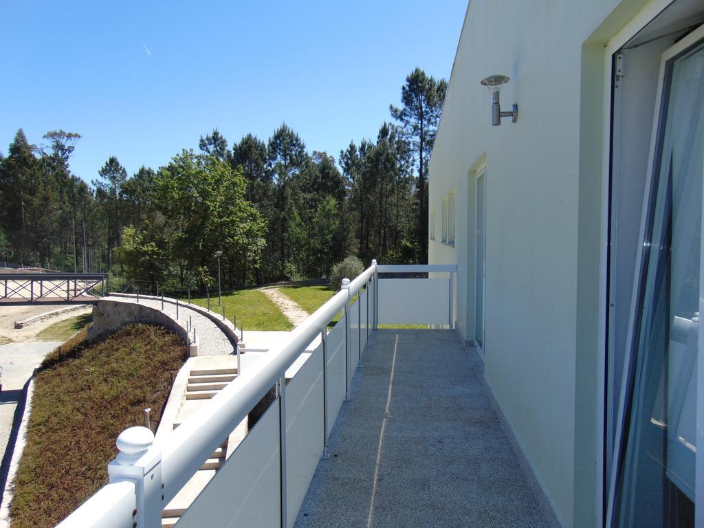 Funileiro, Apartamentos E Quartos อามาเรส ภายนอก รูปภาพ